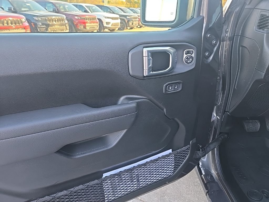 2026 Jeep Wrangler 4-Door Sport S - Photo 32