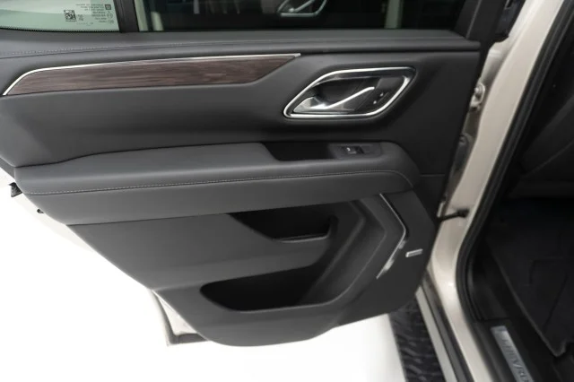 Used 2023  Chevrolet Z71 image 21