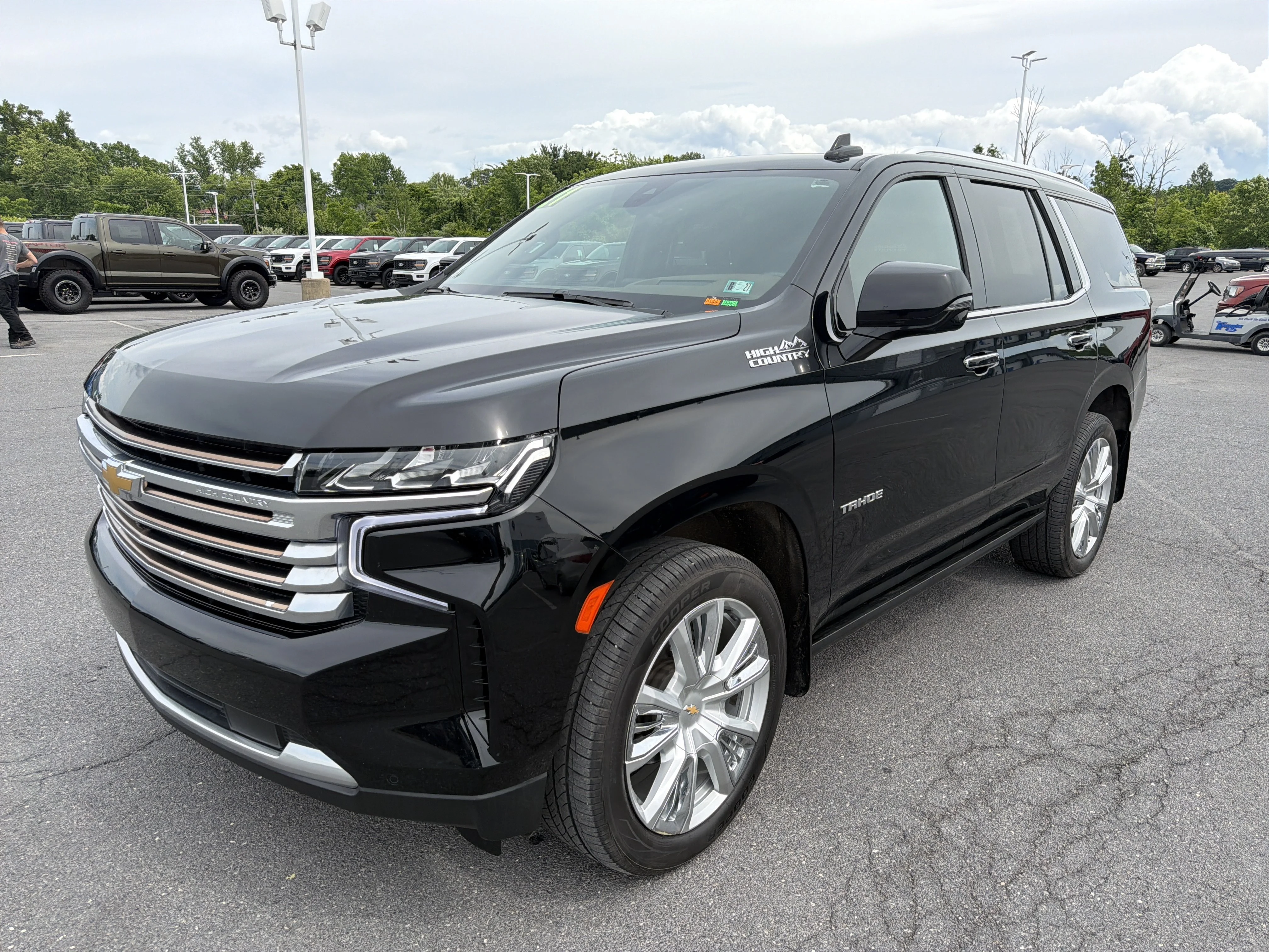 Used 2021 Black Chevrolet High Country image 11