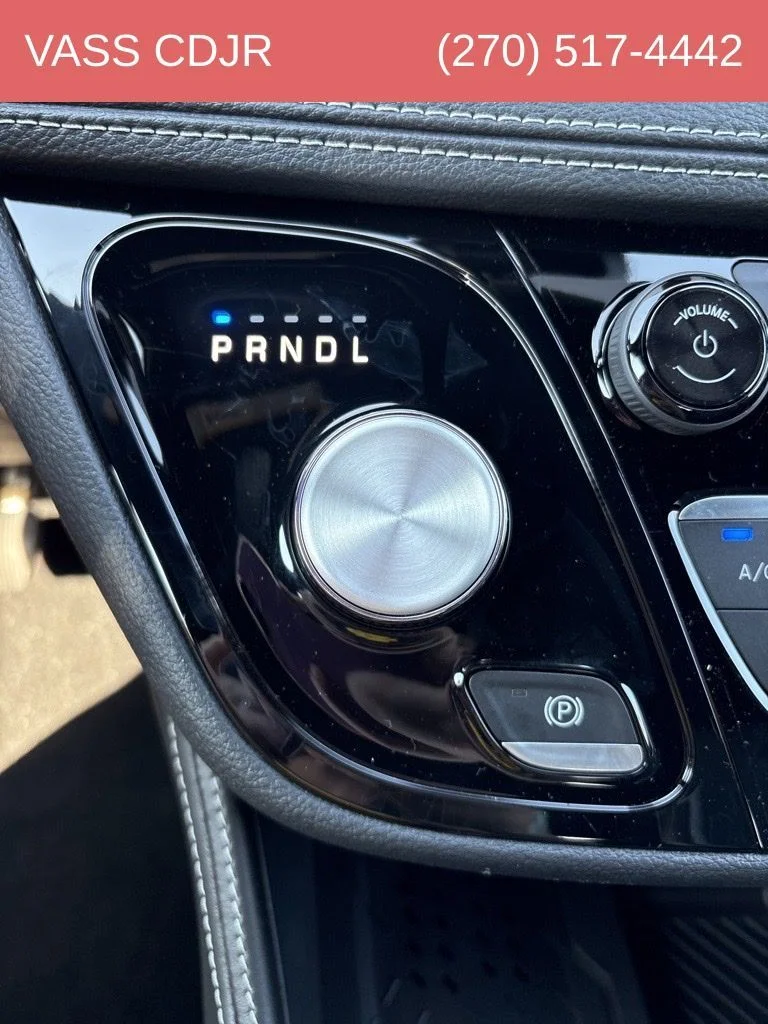 2026 Chrysler Pacifica Limited - Photo 23