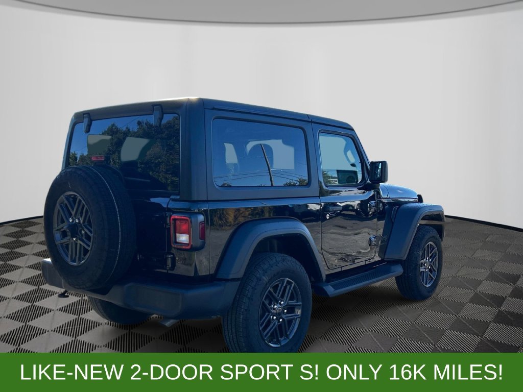 Used 2024 Black Jeep Sport S image 5