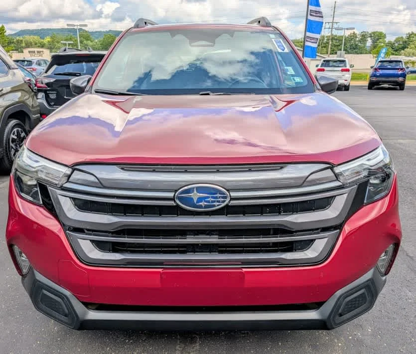 Used 2026 Crimson Red Pearl Subaru Premium image 2