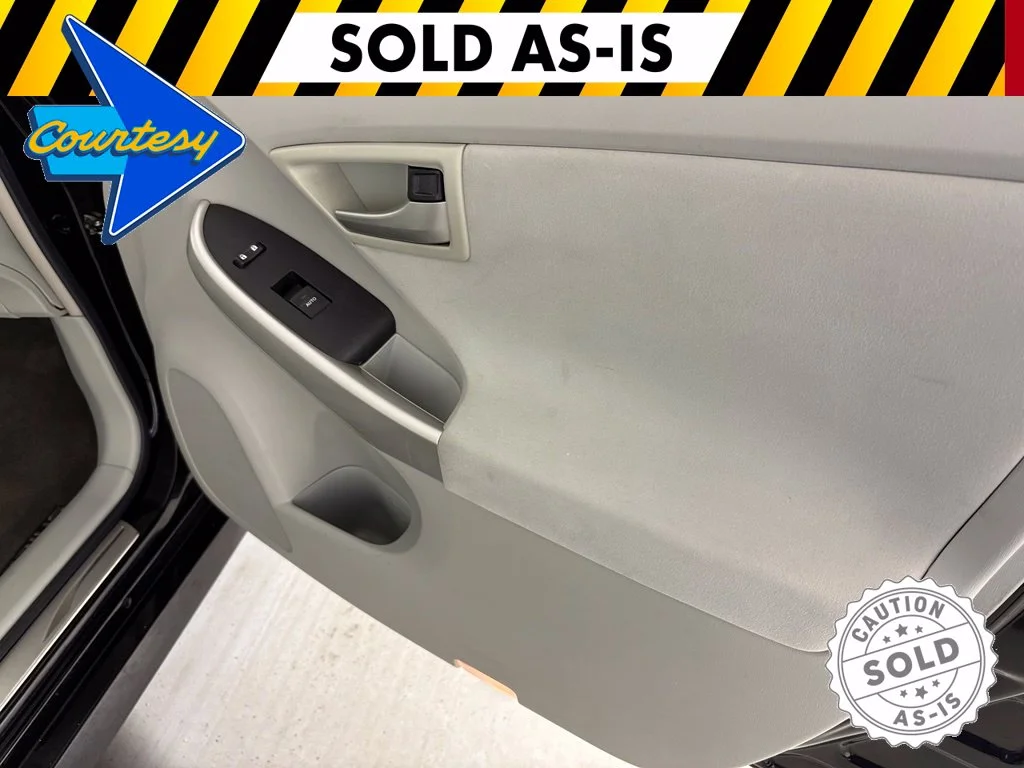 Used 2014 Black Toyota Two image 34