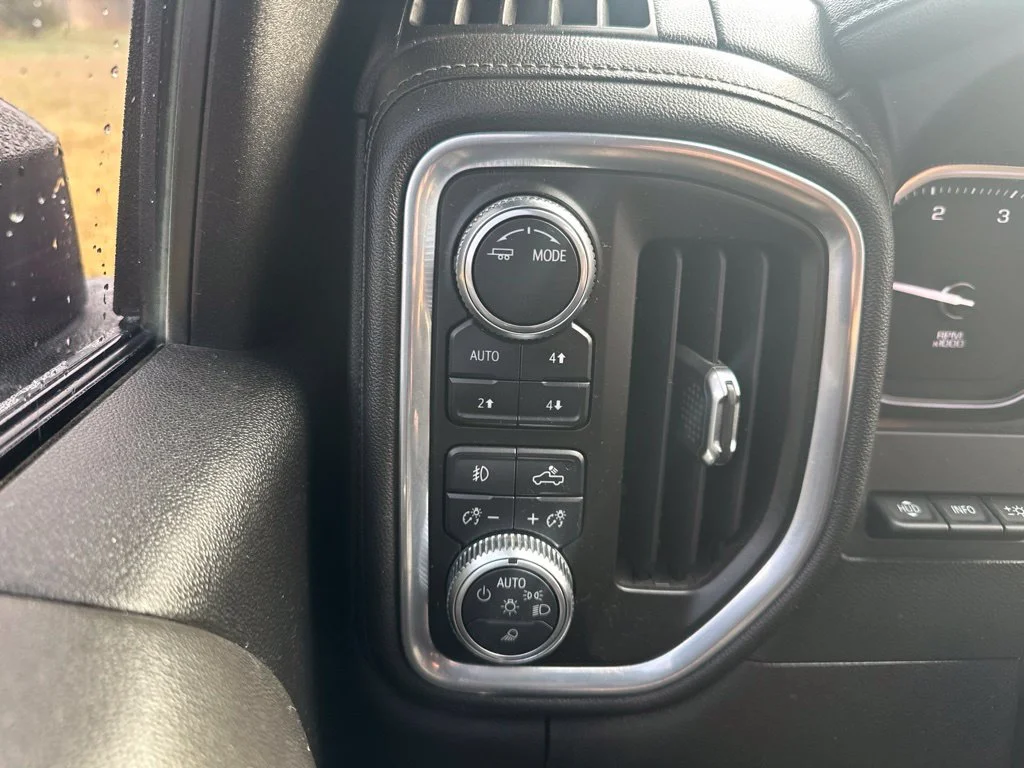 Used 2021 Cayenne Red GMC Denali image 25