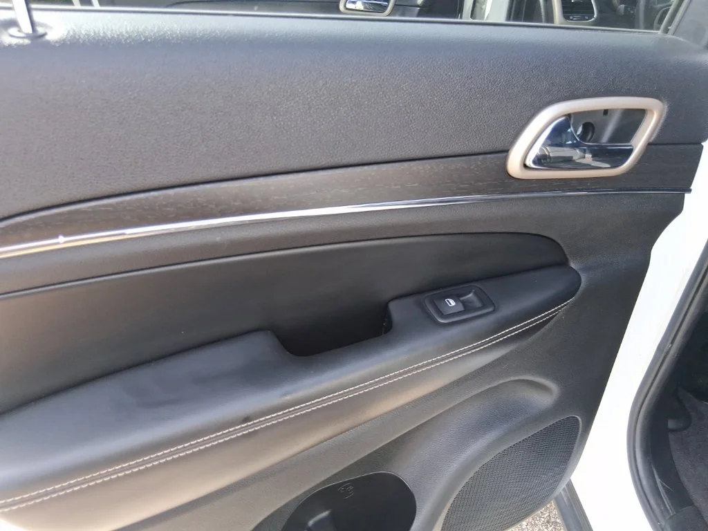 Used 2017 White Jeep Limited image 15