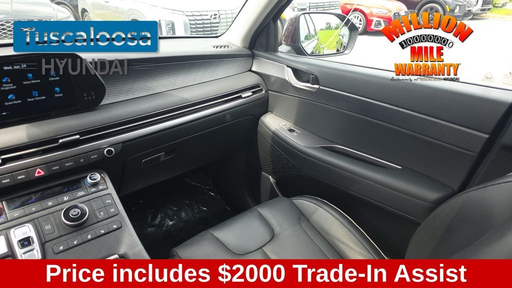 Used 2023 Red Hyundai Limited image 29