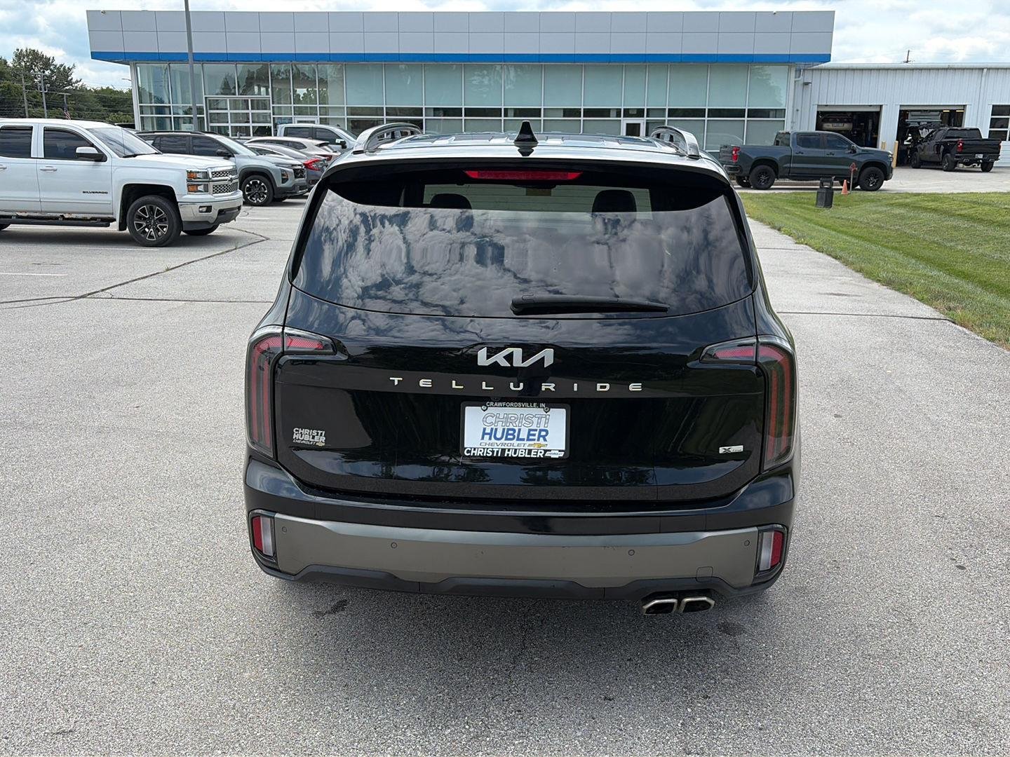 Used 2023 Black Kia SX X-Line image 7