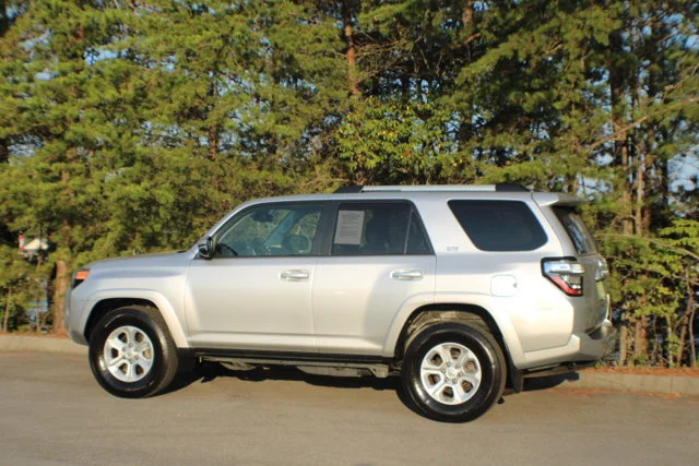 Used 2020 Classic Silver Metallic Toyota SR5 Premium image 3