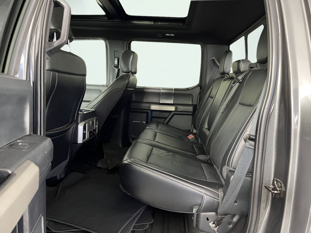Used 2020 Magnetic Metallic Ford Lariat image 12