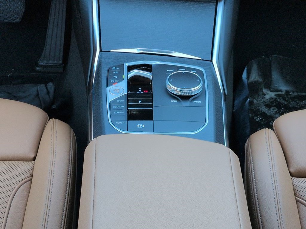 New 2026 Alpine White BMW 330i xDrive image 18