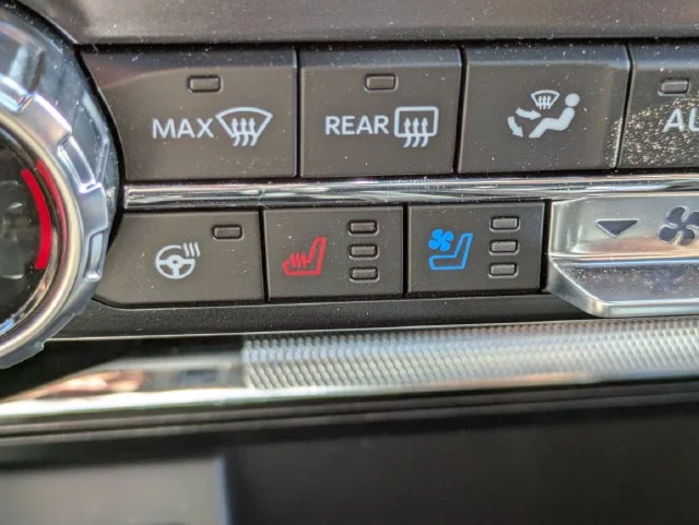 New 2026 Agate Black Metallic Ford Lariat® image 23