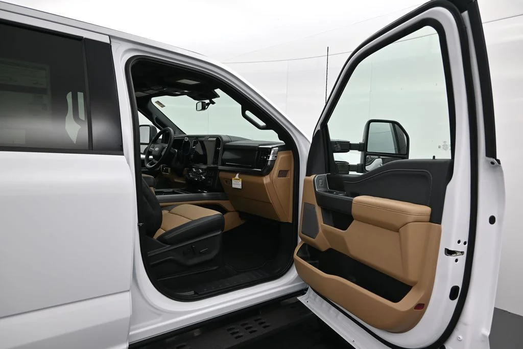 New 2026 Oxford White Ford F-250® Lariat® image 15