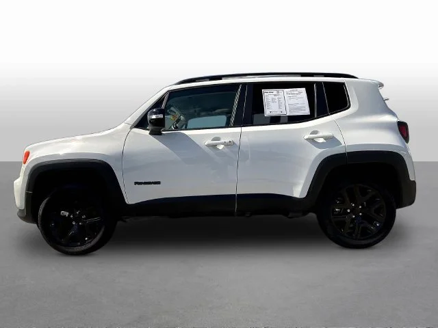 Used 2023 White Jeep Altitude image 4