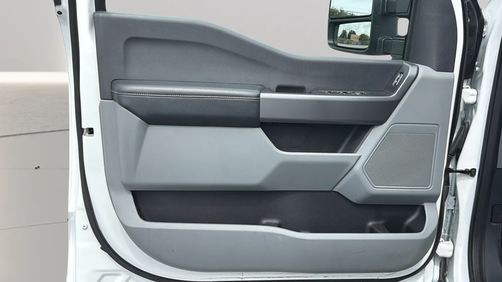 Used 2025 White Ford XLT image 21