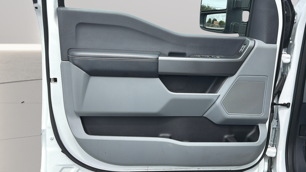 Used 2025 White Ford XLT image 21