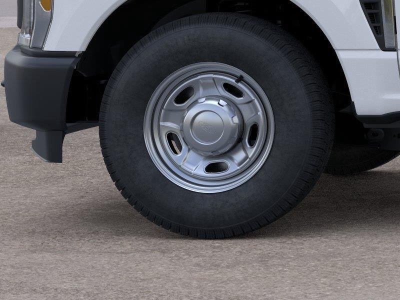 New 2026 Oxford White FORD F-250® XL image 19