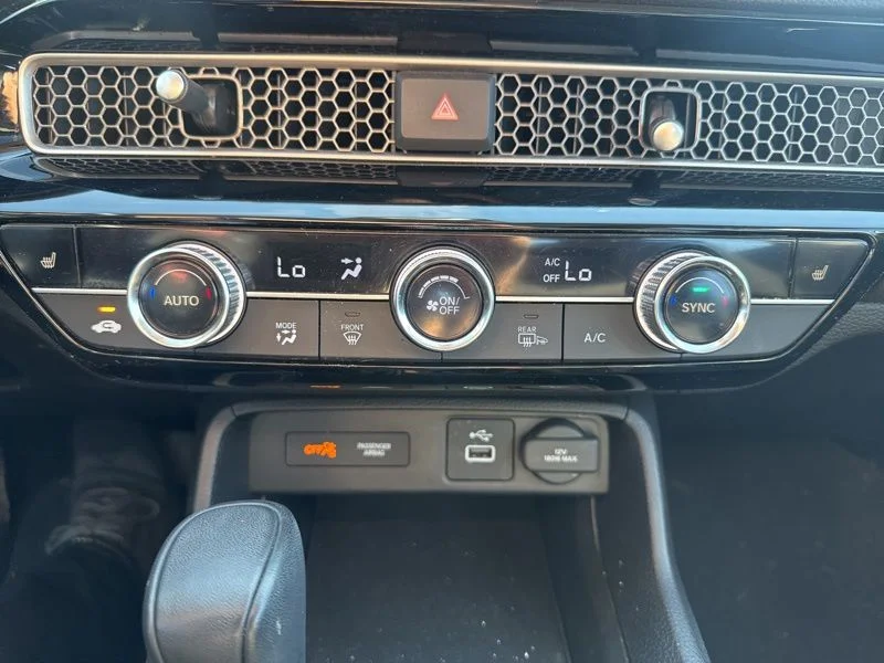 Used 2024  Honda EX image 16