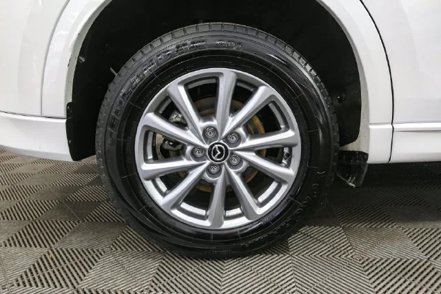Used 2025 White Mazda 2.5 S Preferred Package image 16