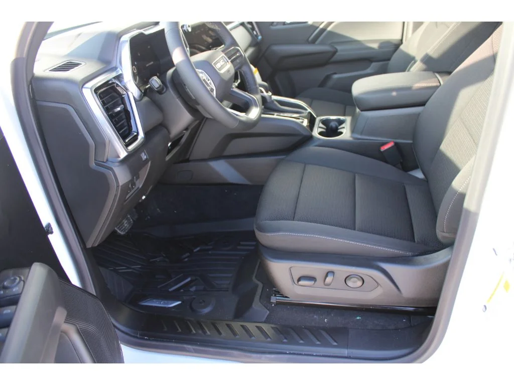 New 2026 Summit White GMC 2WD Elevation image 4