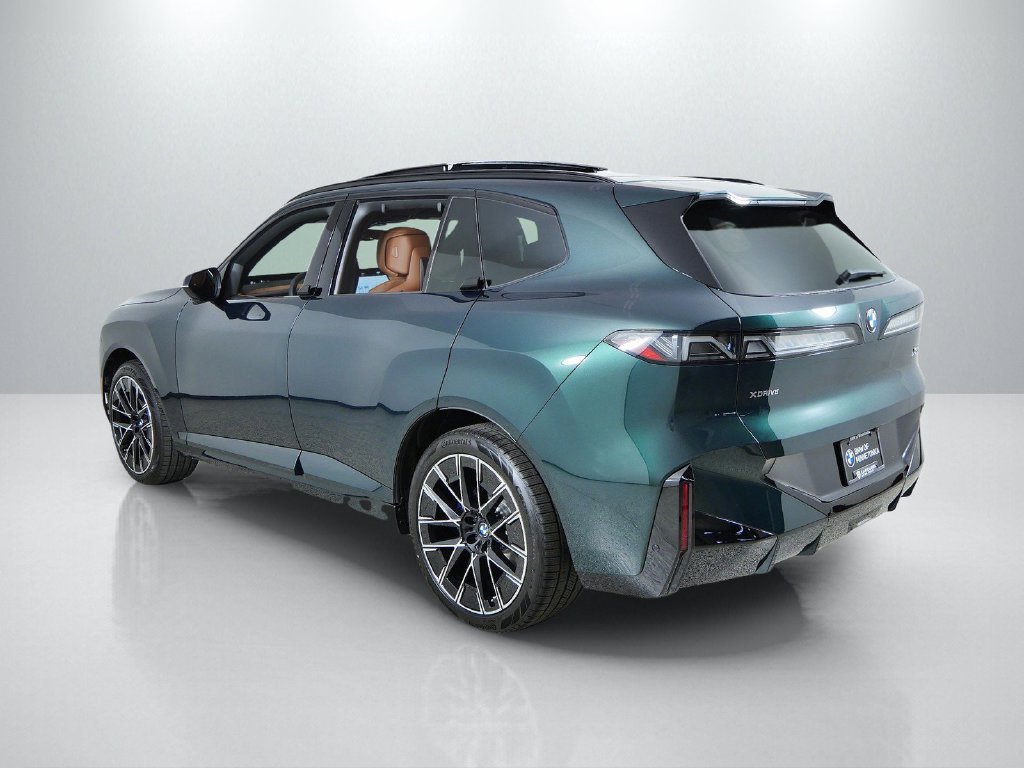 New 2027 Vancouver Green Metallic BMW  image 14