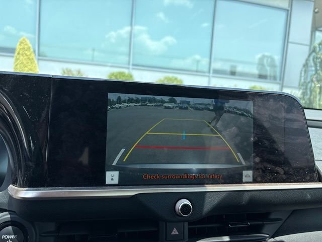 Used 2023  Toyota XLE image 10