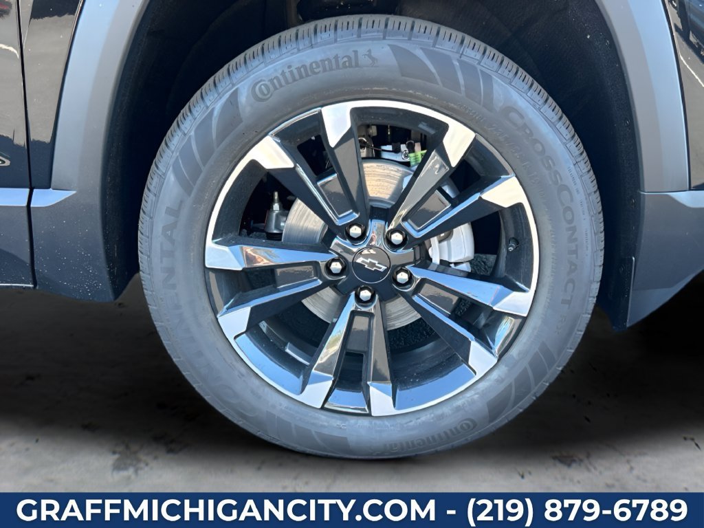 New 2027 Mosaic Black Metallic Chevrolet RS image 39