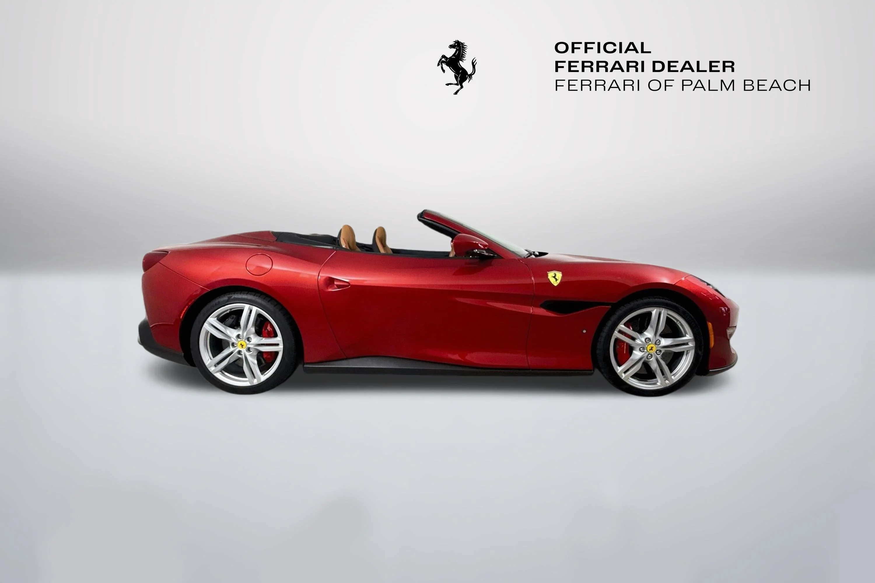 Certified Used 2019 Rosso Portofino Ferrari Base image 8
