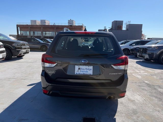 Used 2019 Gray Subaru Base image 6