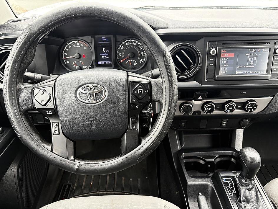 Used 2018 Super White Toyota SR image 12