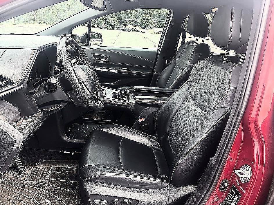 Used 2022 Ruby Flare Pearl Toyota XSE image 13