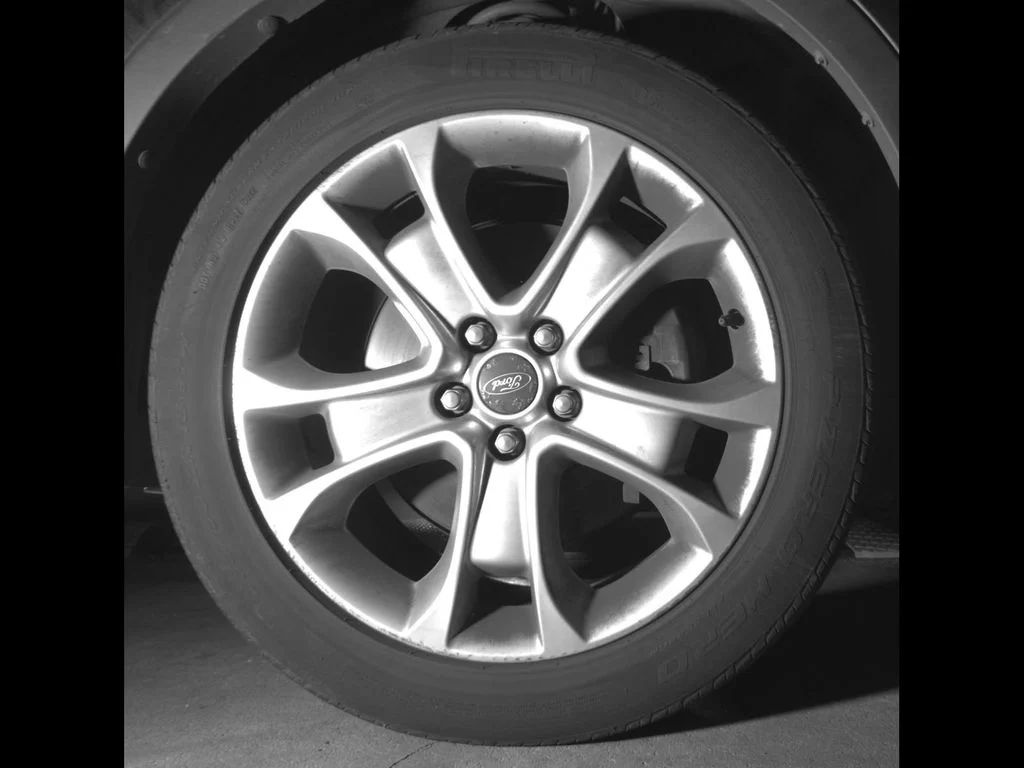 Used 2016 Gray Ford Titanium image 9