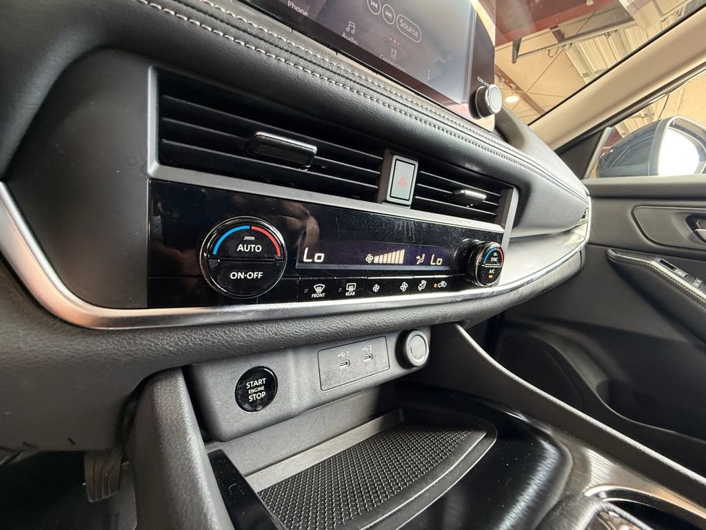 Used 2025 Black Nissan SV image 23