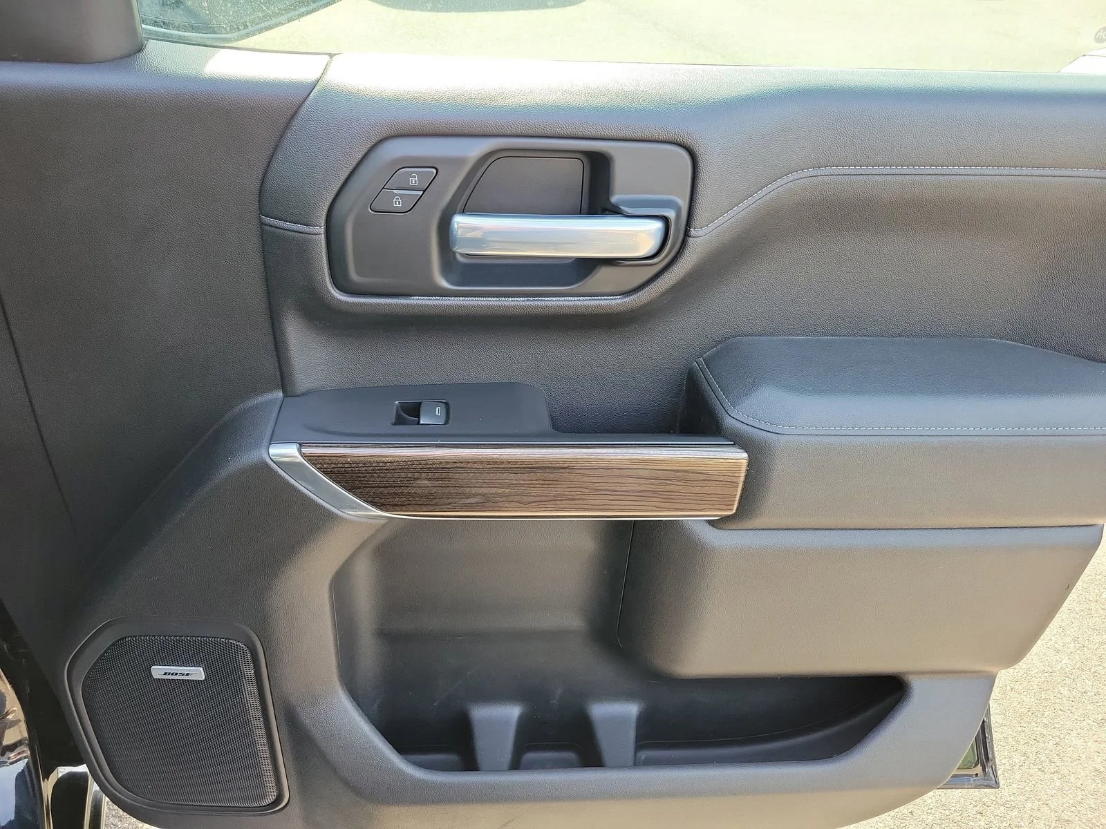 2019 Chevrolet Silverado 1500 RST - Photo 10