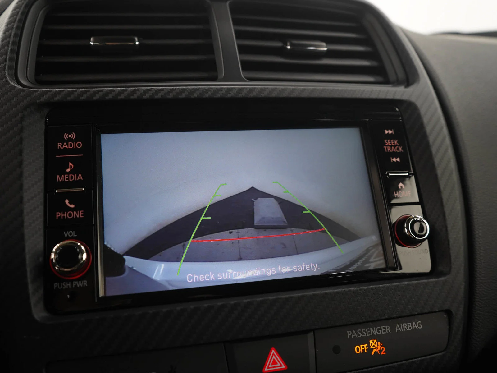 Used 2025 White Mitsubishi S image 27