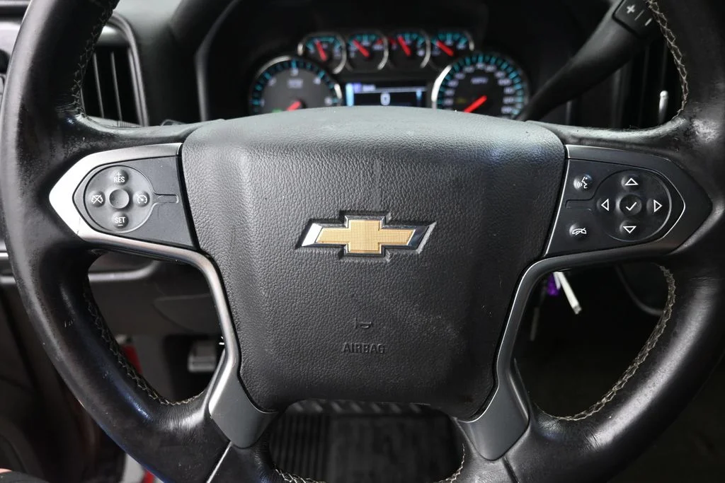 Used 2016 Red Chevrolet LT image 17