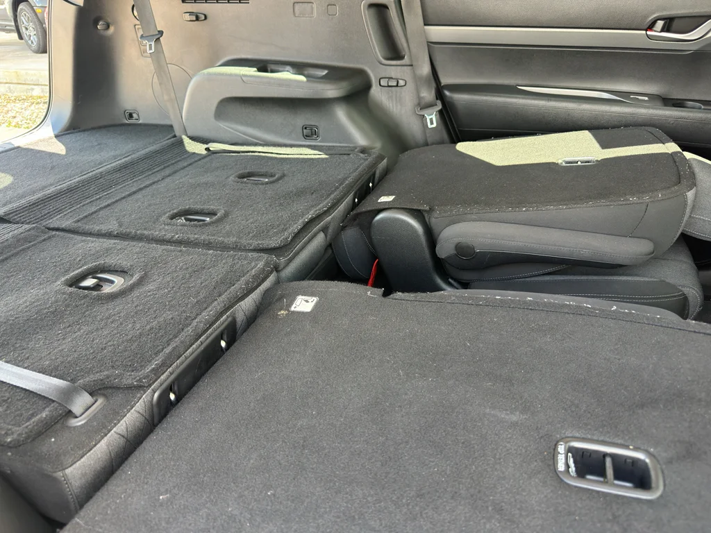 Used 2022  Hyundai SEL image 39