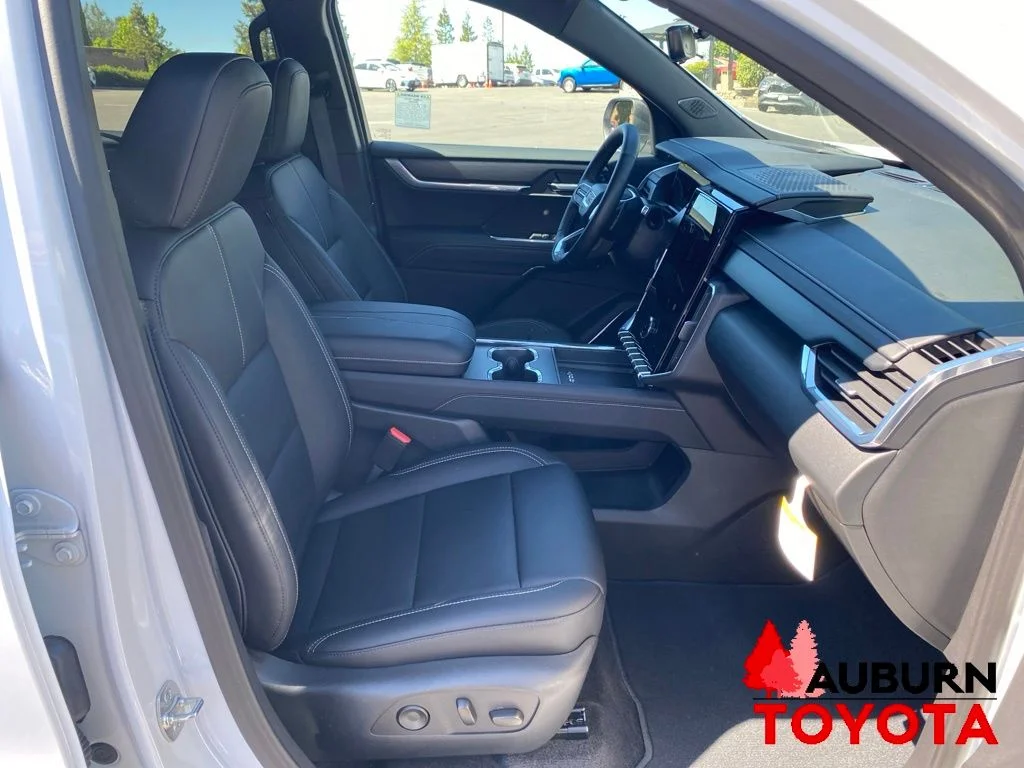 Used 2026 Summit White GMC Elevation image 15