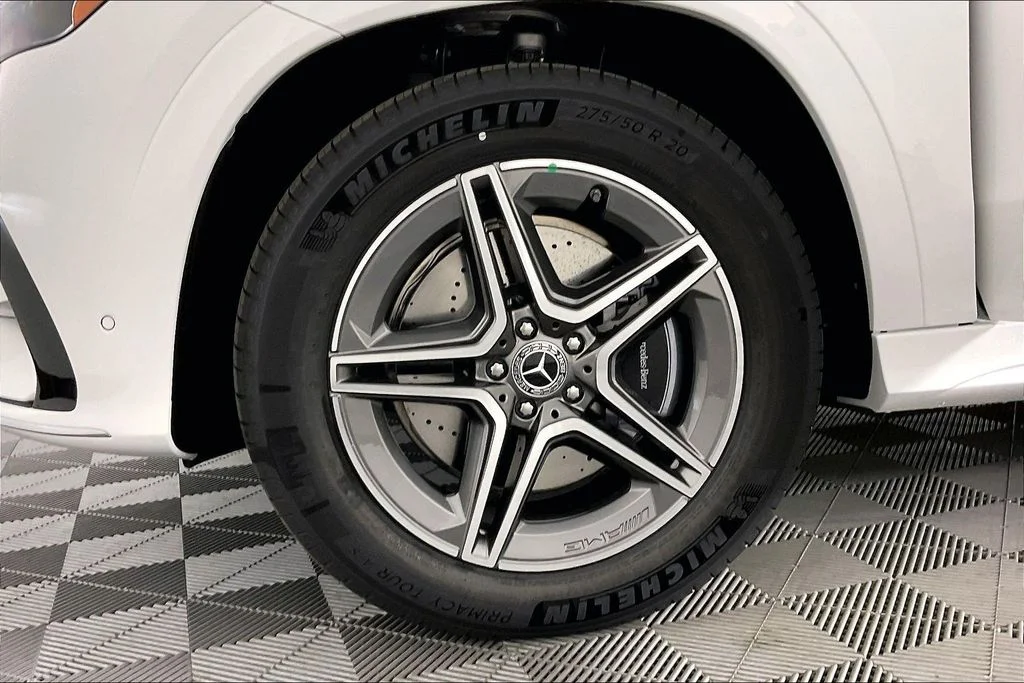 New 2026 White Mercedes-Benz GLE 450 image 11