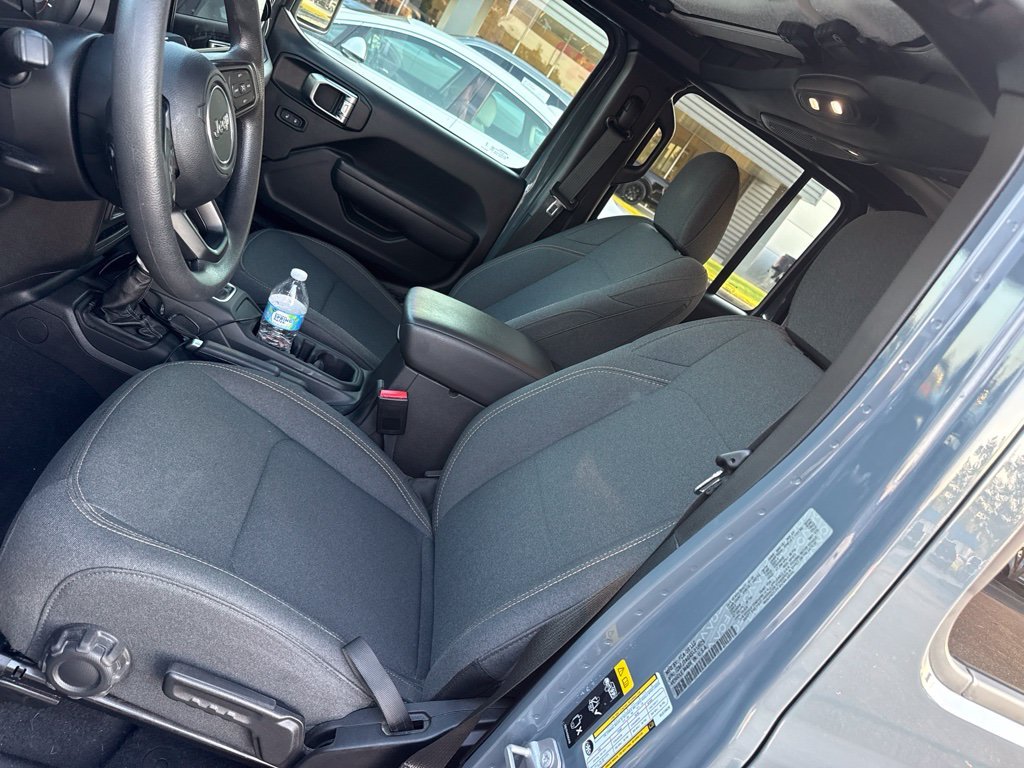 Used 2025 Gray Jeep Nighthawk image 6