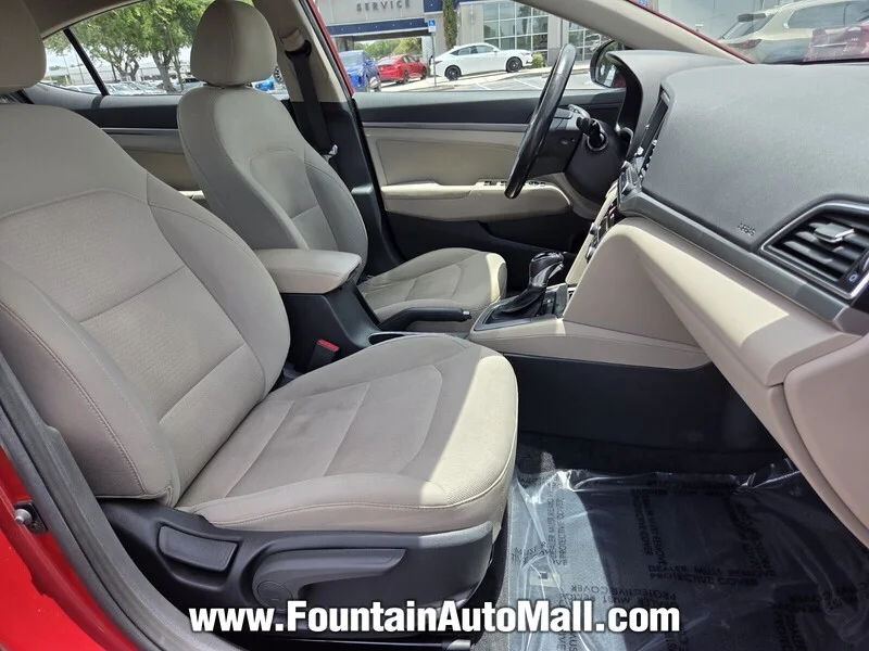 Used 2017 Scarlet Red HYUNDAI SE 2.0L AUTO PZEV (ALABAMA) *LTD AVAIL* image 14
