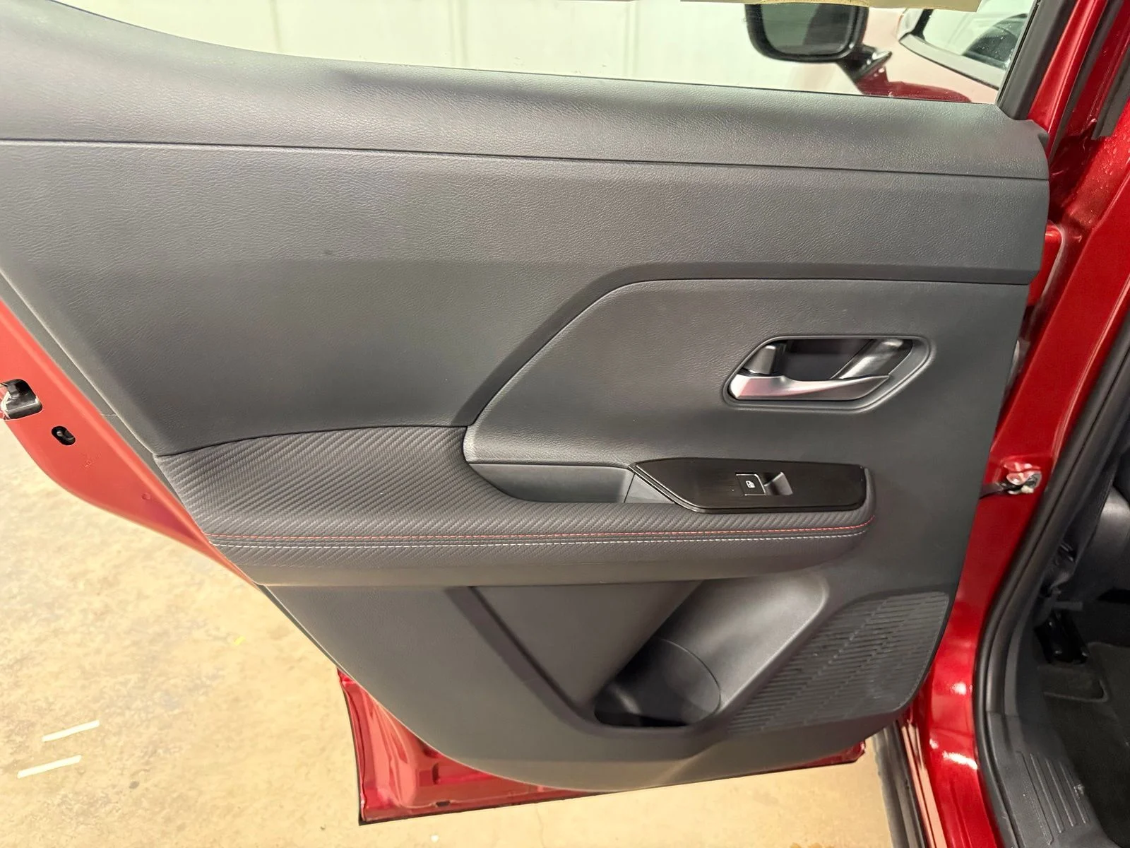 Used 2025 Red Nissan SR image 22