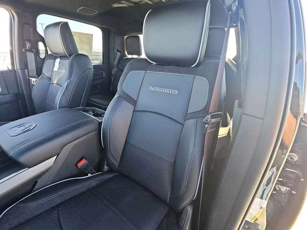 2026 RAM 2500 Laramie - Photo 32