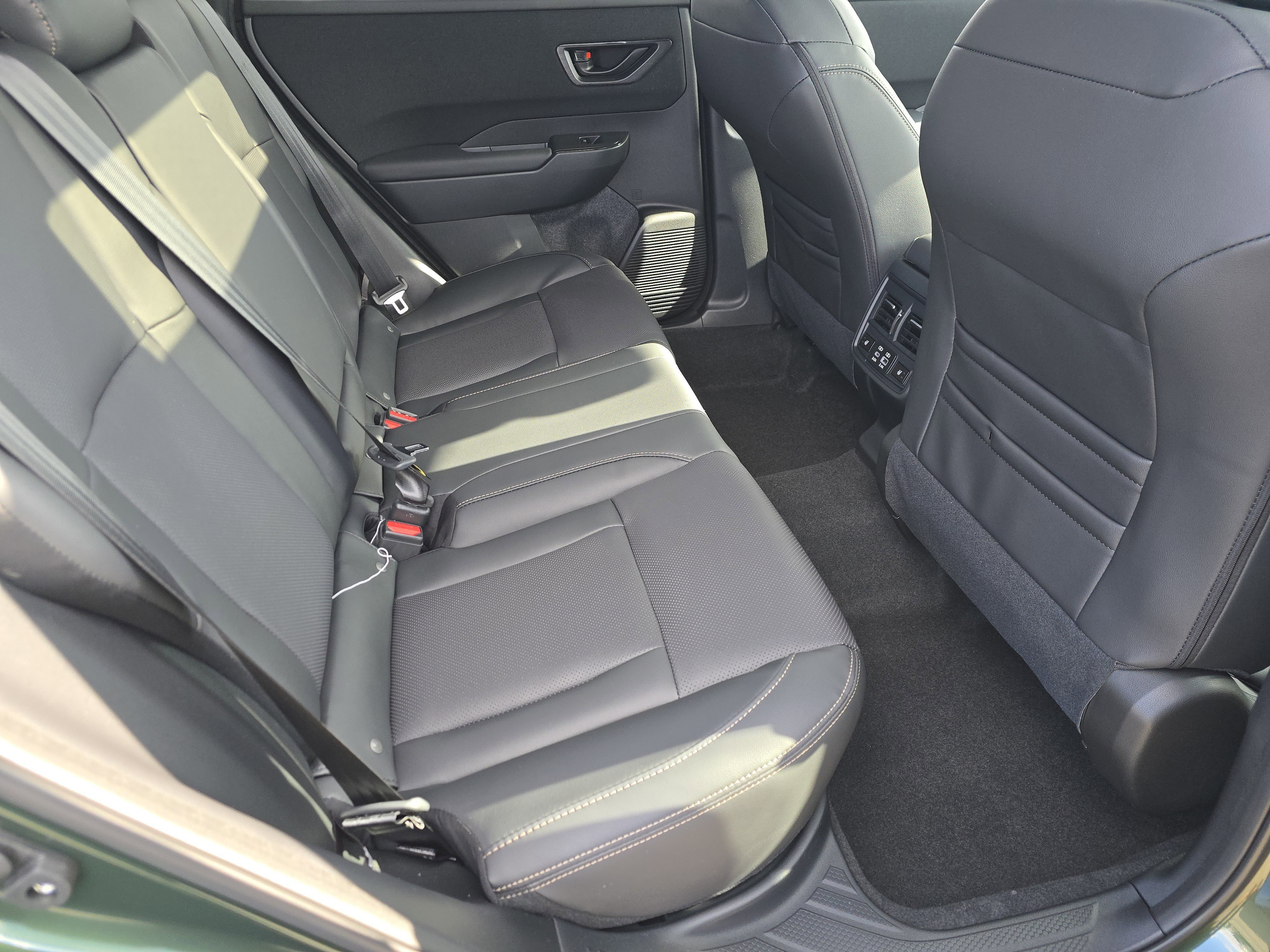 2026 Subaru Outback Limited - Photo 19