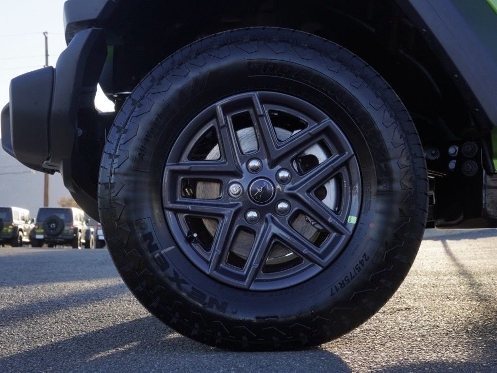 New 2026 Mojito Clear-Coat Exterior Paint Jeep Sport S image 9