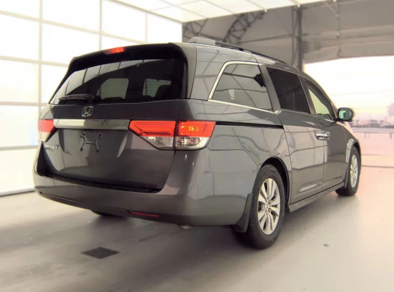 Used 2016 Gray Honda EX-L image 2