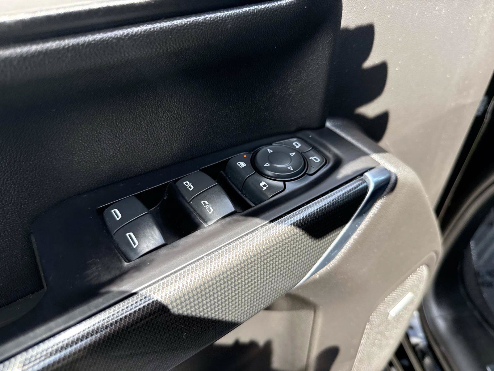 Used 2019 Onyx Black GMC AT4 image 20
