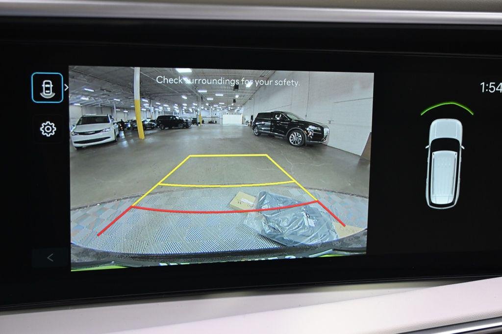 New 2026 White Pearl Hyundai SEL AWD image 30