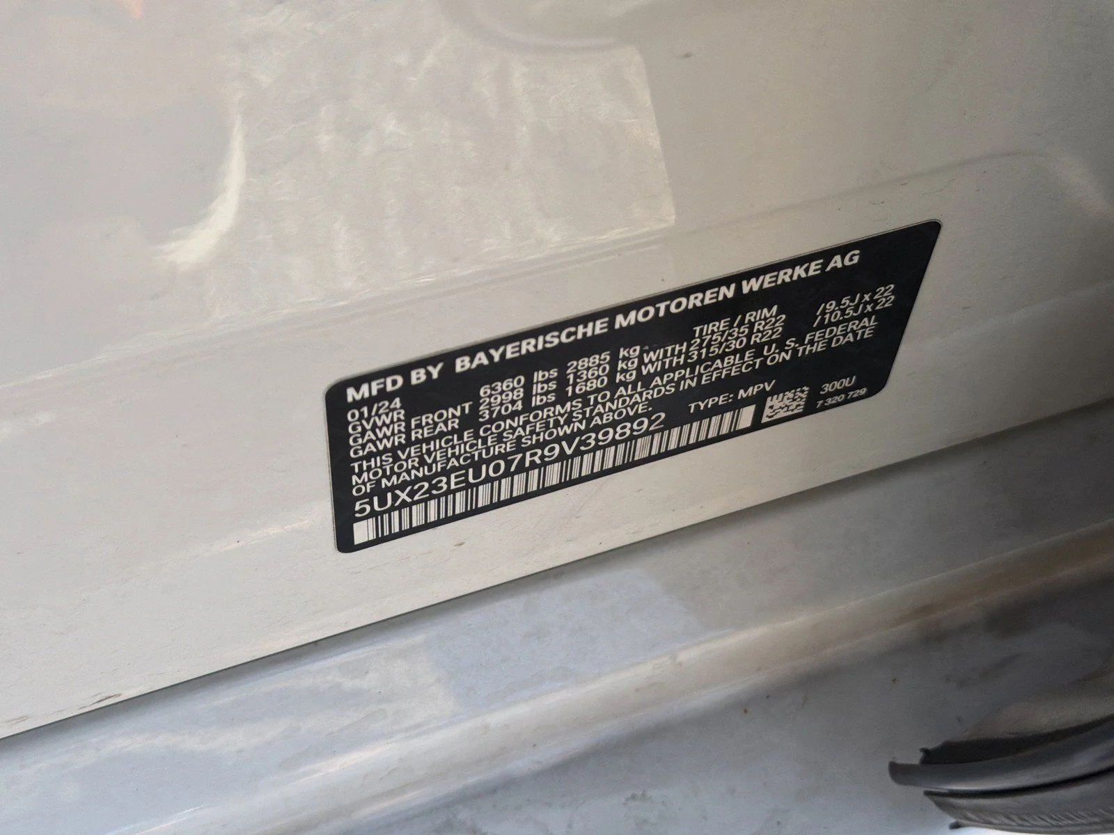 Certified Used 2024 Alpine White BMW xDrive40i image 40