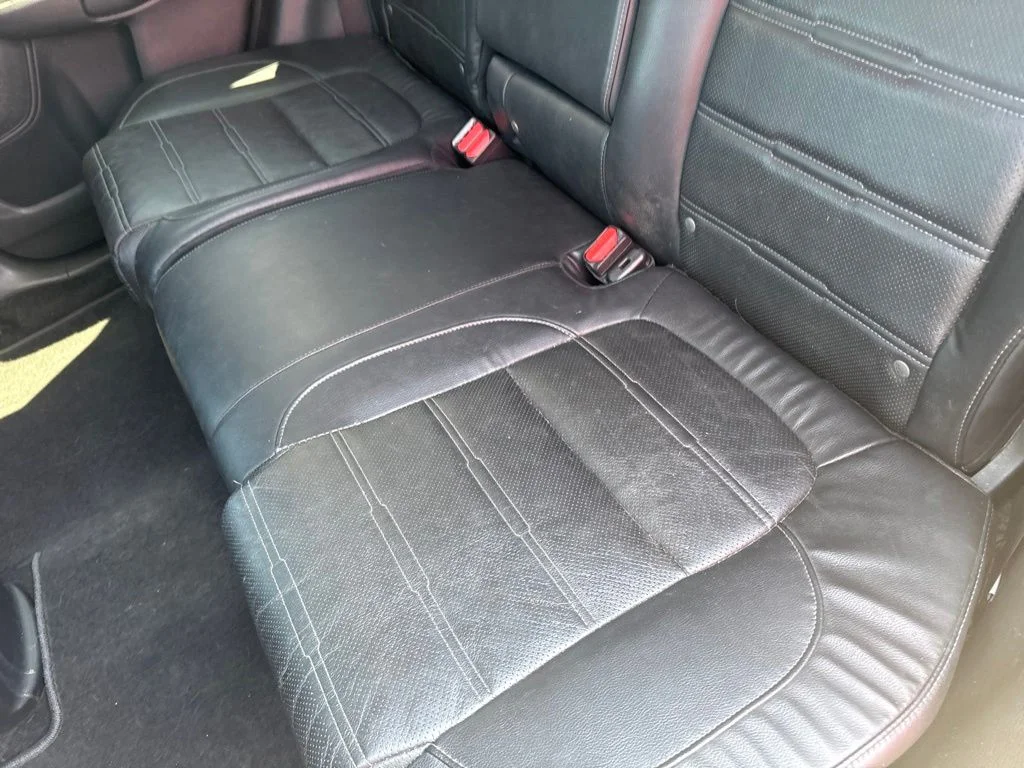 Used 2020 Black Honda EX-L image 42