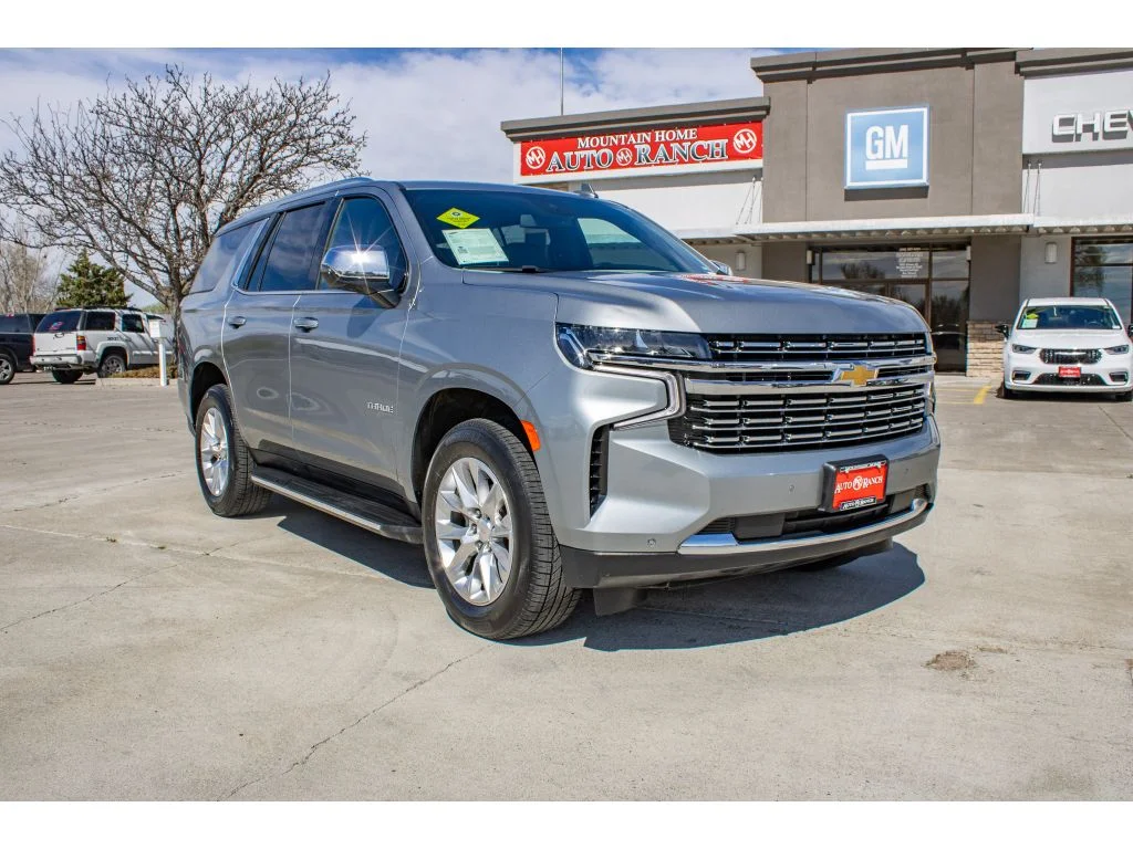 Used 2024 Sterling Gray Metallic Chevrolet Premier image 2